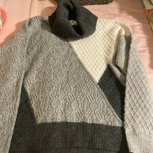 Elegant Gray and Cream Women's Sweater